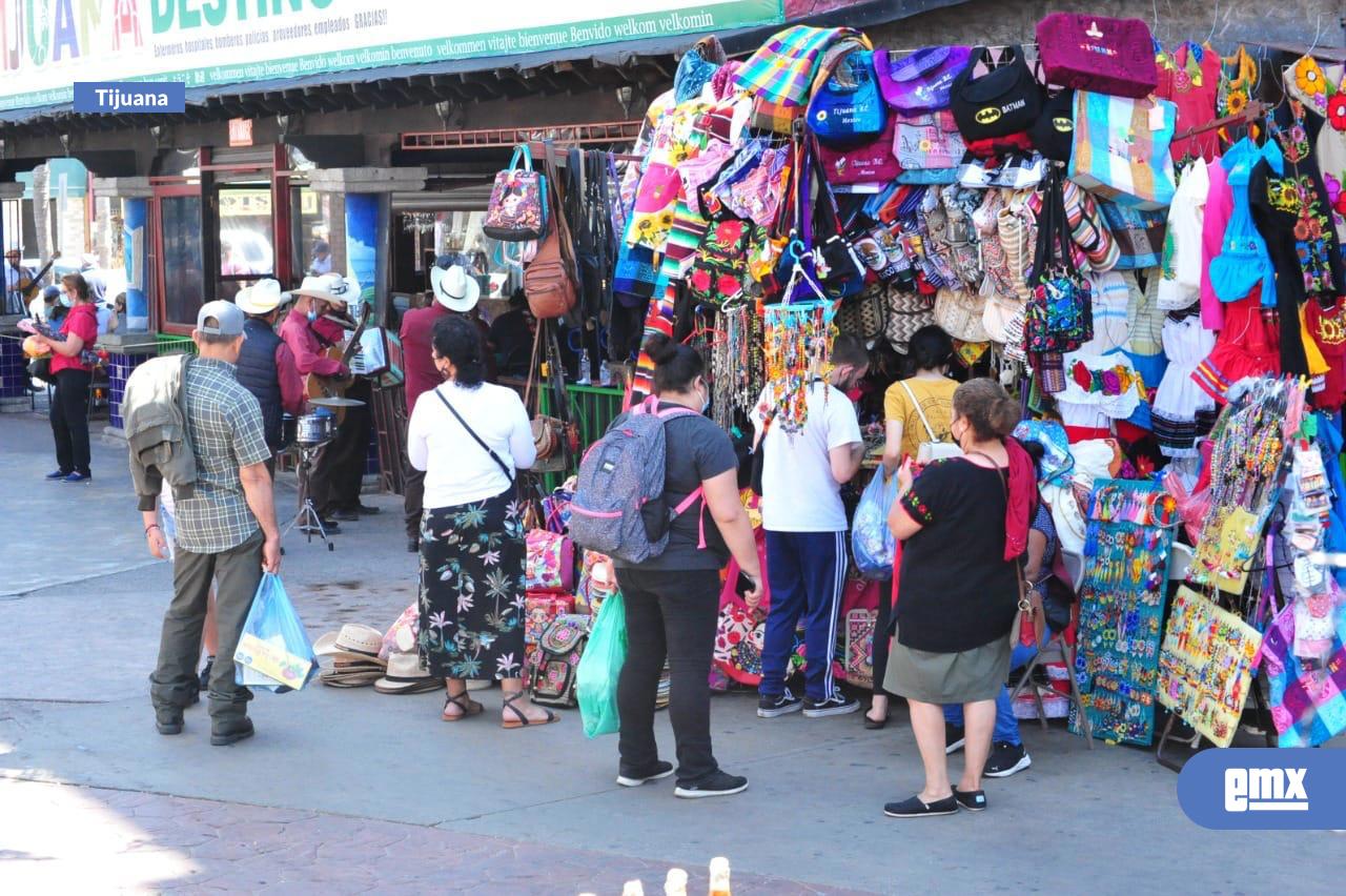 EMX-Crece-la-informalidad-en-Tijuana-ante-el-cierre-de-negocios-formales
