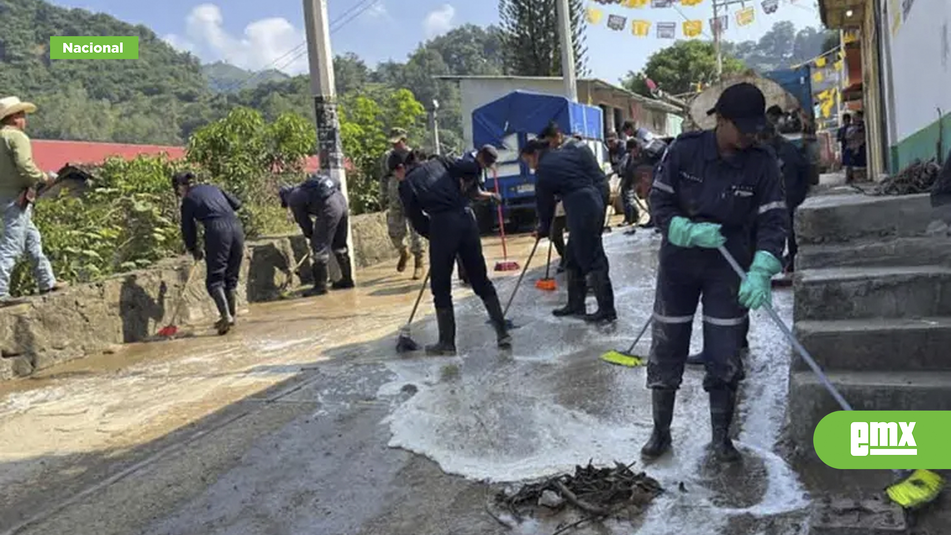 EMX-Semar-refuerza-el-Plan-Marina-para-ayudar-a-la-población-afectada-por-lluvias-Veracruz