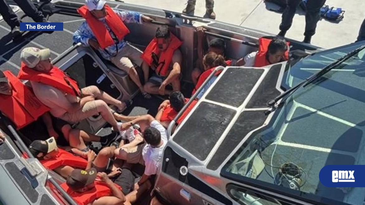 EMX-Interceptan-embarcación-con-14-mexicanos-que-intentaban-entrar-a-EU