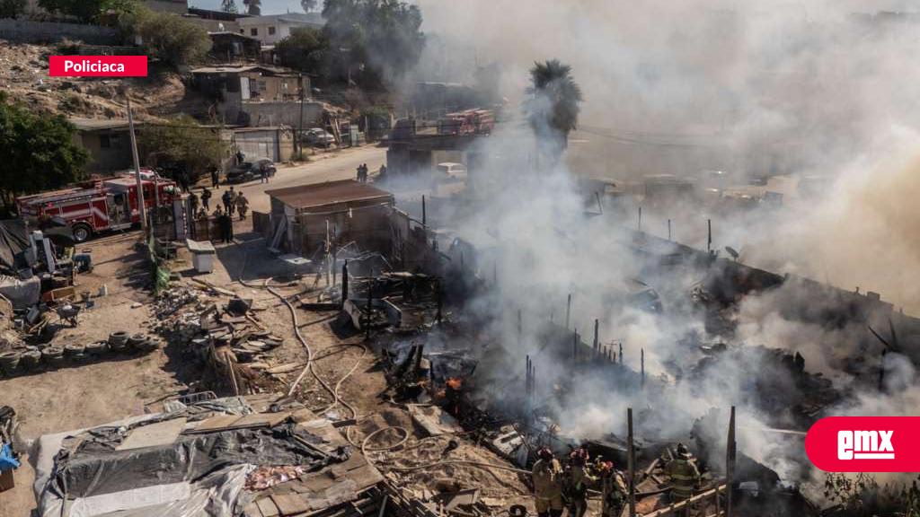 EMX-Incendio-en-vivienda-y-taller-mecánico-de-la-colonia-Los-Reyes-deja-a-un-hombre-con-quemaduras