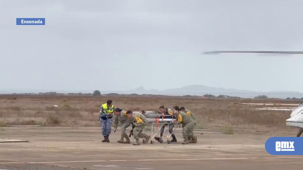 EMX-Realizan-rescates-de-personas-afectadas-por-lluvias-en-Ensenada