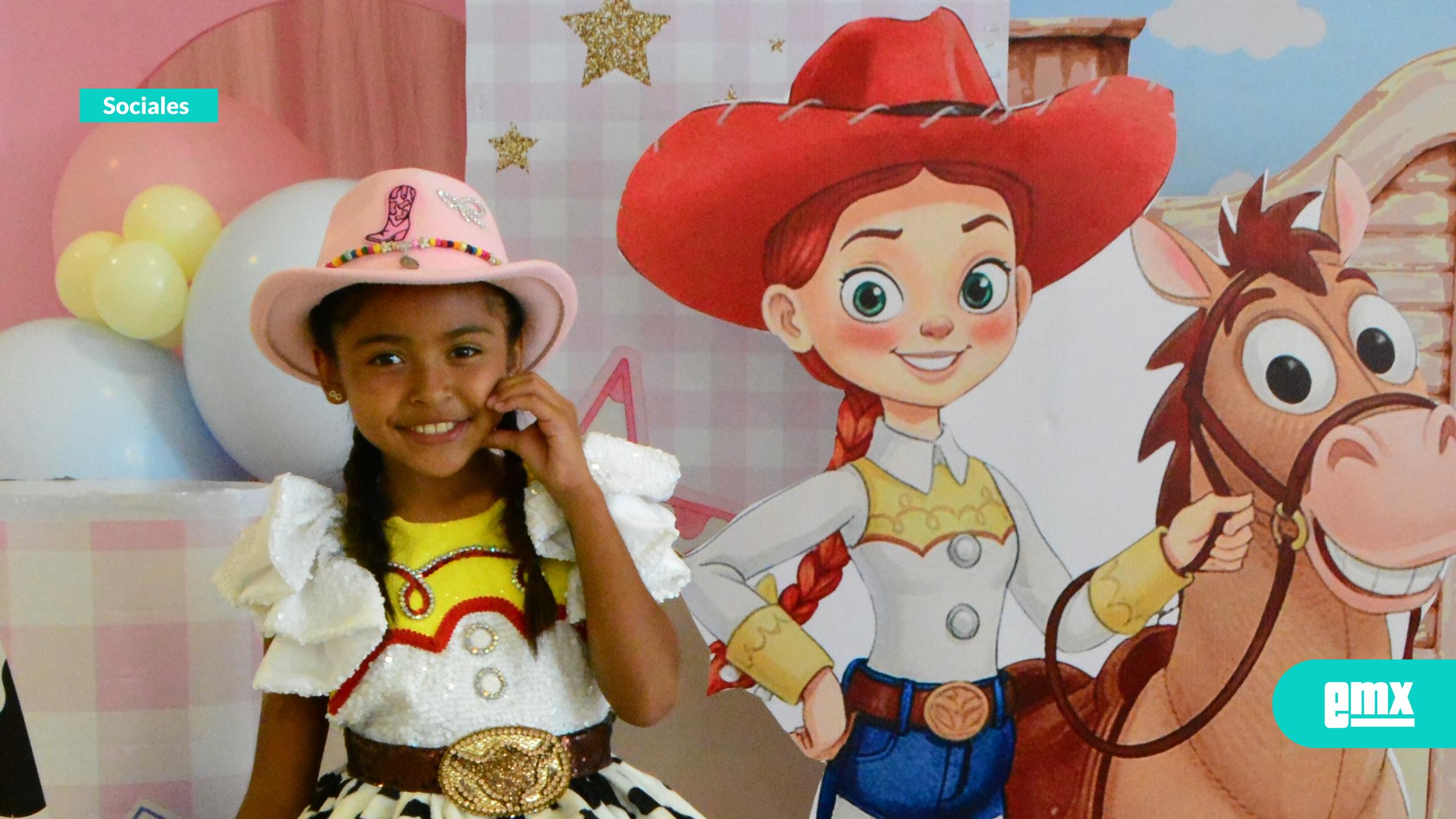 EMX-Sophia-Reyes-Kumul-celebra-sus-9-años-al-estilo-Toy-Story