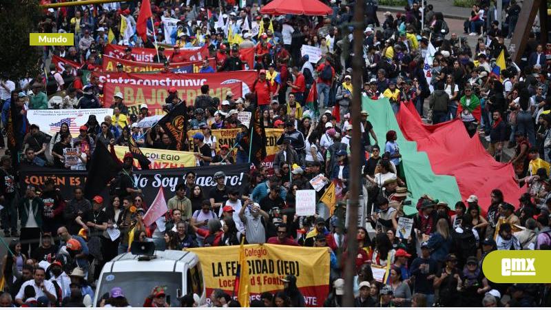EMX-Oposición-colombiana-protesta-contra-políticas-del-gobierno-de-De-la-Espriella