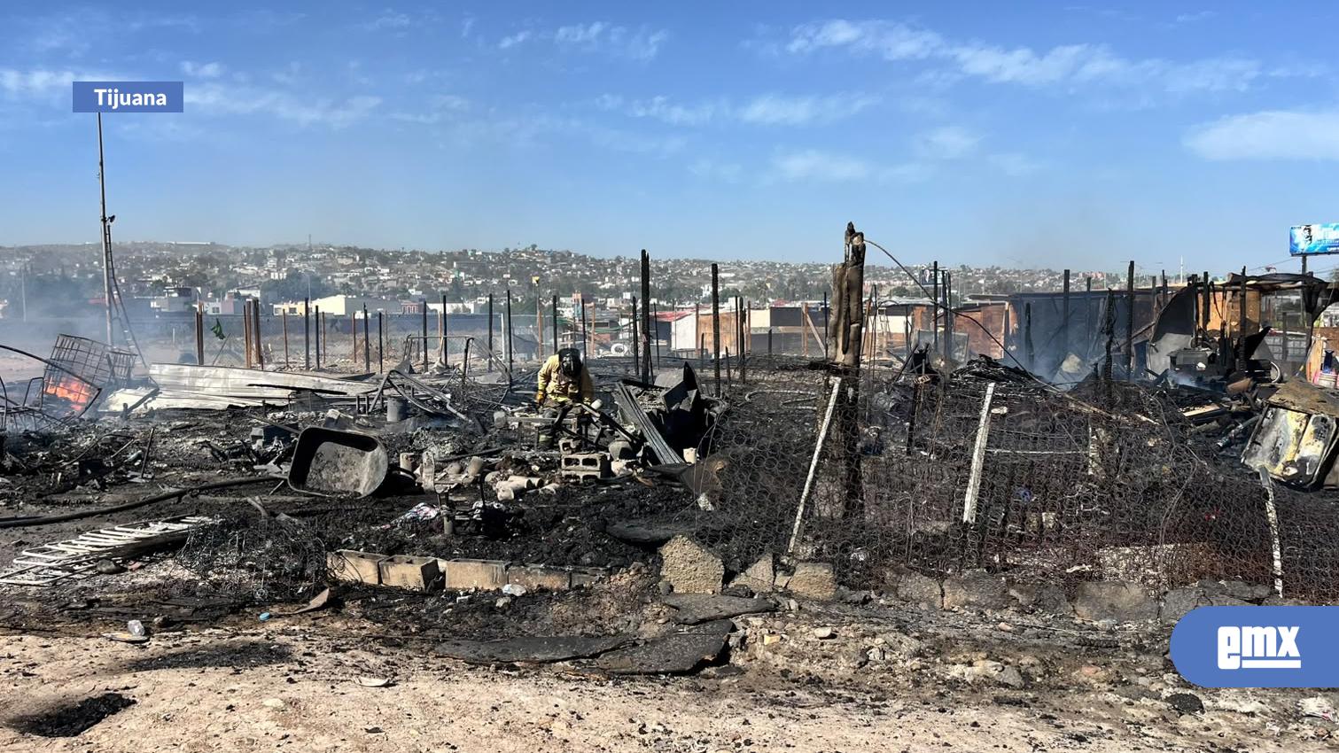 EMX-Se-queman-casas-en-asentamiento-del-Río-Tijuana
