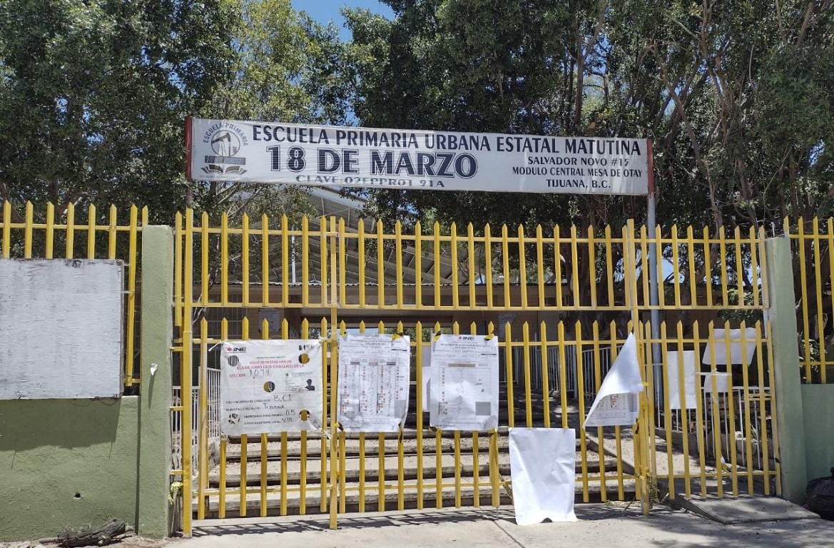 EMX-Vacunarán contra Covid-19 a 500 maestros pendientes