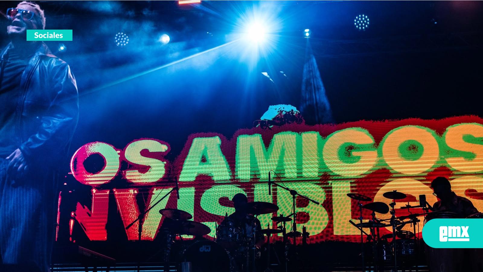EMX-Los-Amigos-Invisibles-se-presentan-en-Tijuana-y-ponen-a-bailar-al-público-en-la-avenida-Revolución