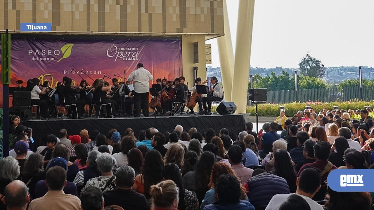 EMX-Llevan-la-ópera-a-la-tercera-etapa-del-Río-de-Tijuana-con-extensión-del-festival-Ópera-en-la-Calle