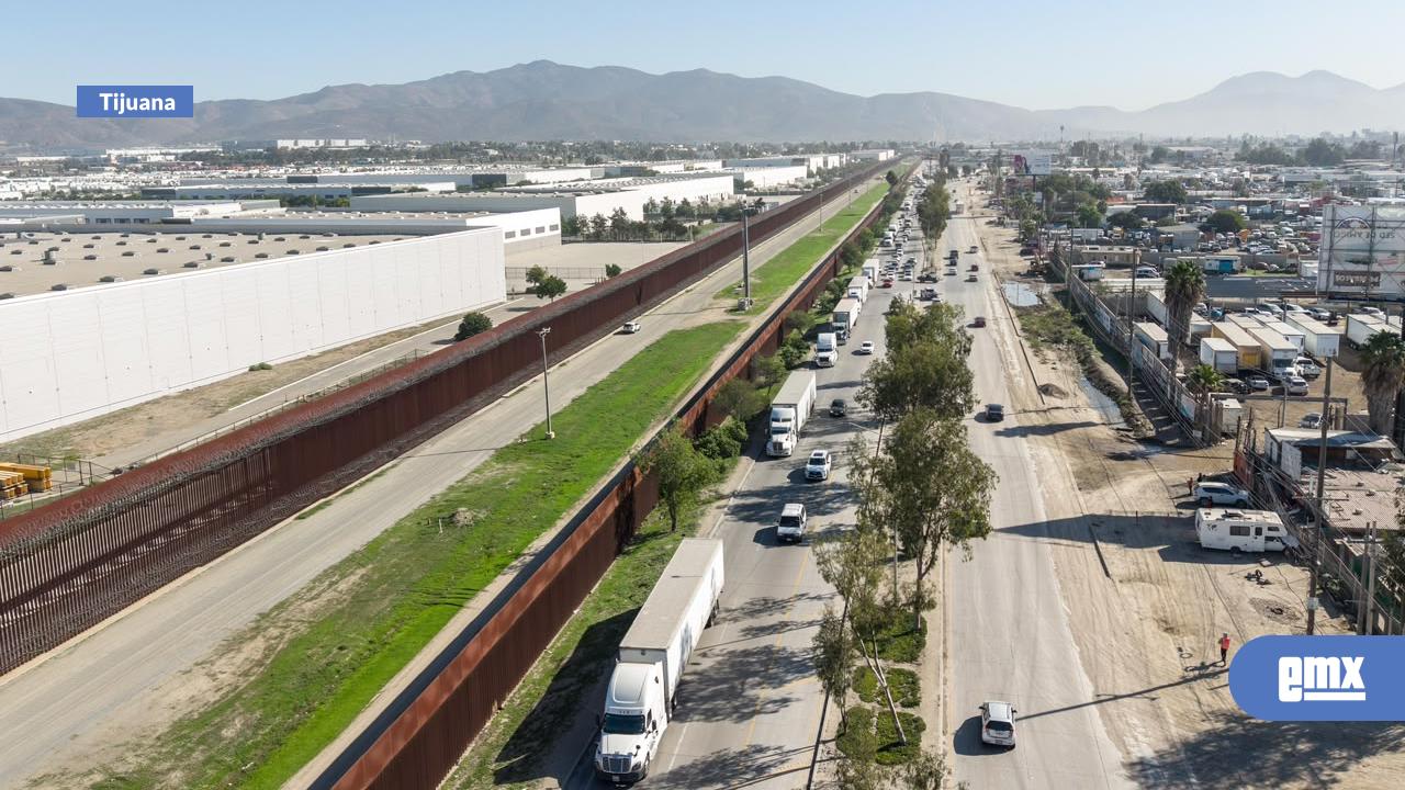EMX-“El-Transporte-avanza,-los-trámites-deben-avanzar”;-trailers-protestan