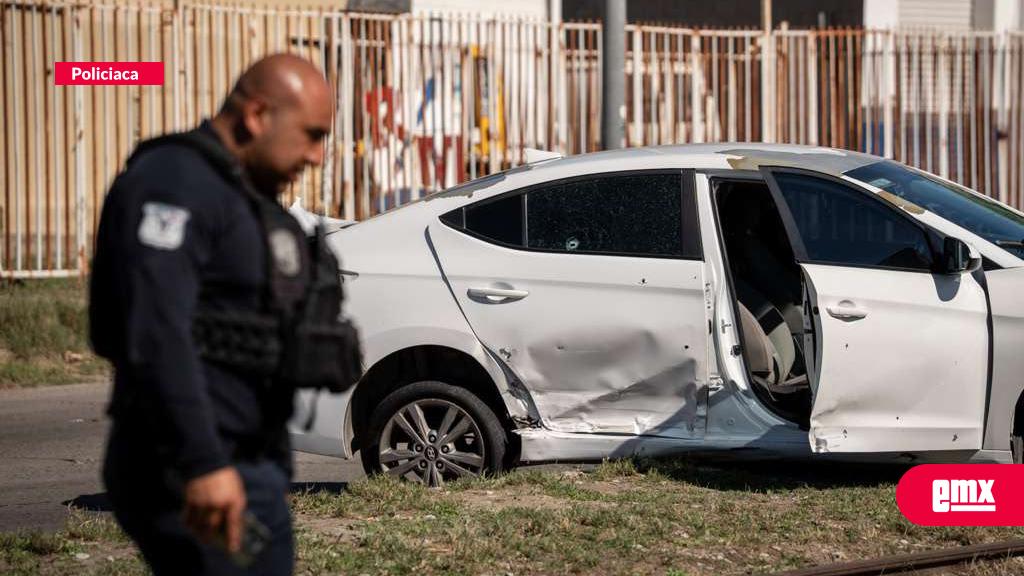 EMX-Persecución-en-Tecate-deja-a-una-agente-de-la-FESC-lesionada-tras-ser-atropellada