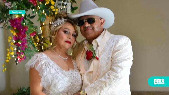 EMX-Delia Macías y Antonio Prieto celebran su boda civil en familia