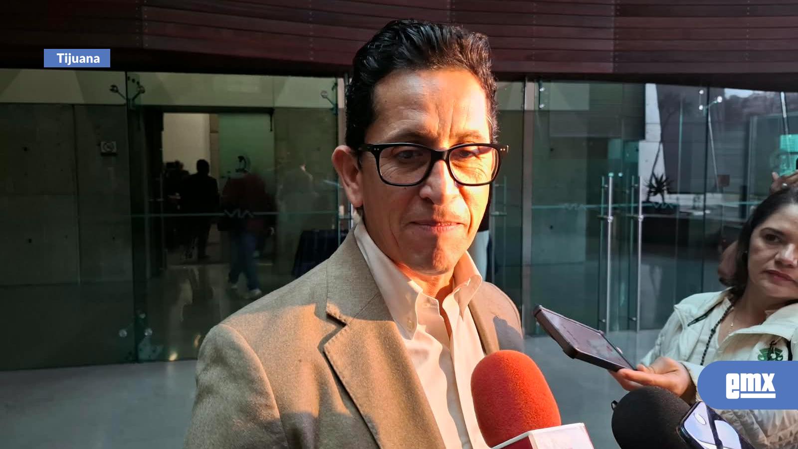 EMX-Regula-control-digital-la-disciplina-obrero-patronal-en-empresas
