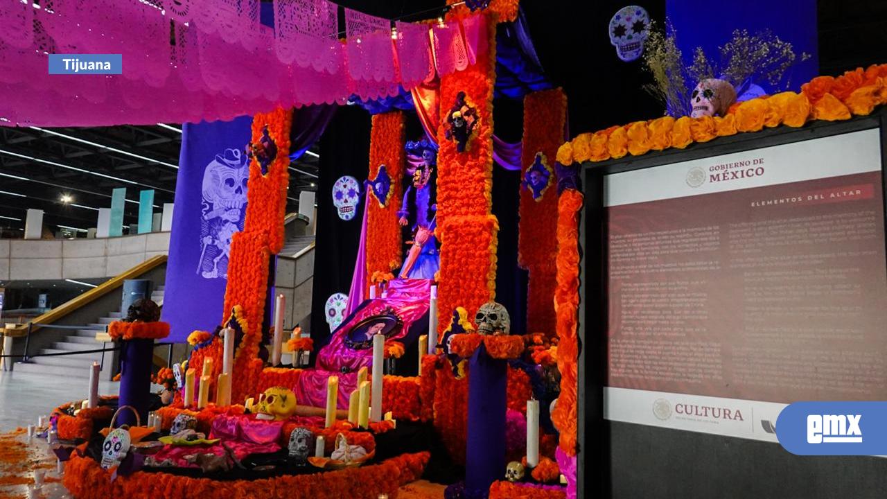 EMX-CECUT-celebra-las-tradiciones-del-Día-de-Muertos-con-altar-monumental-y-actividades-culturales