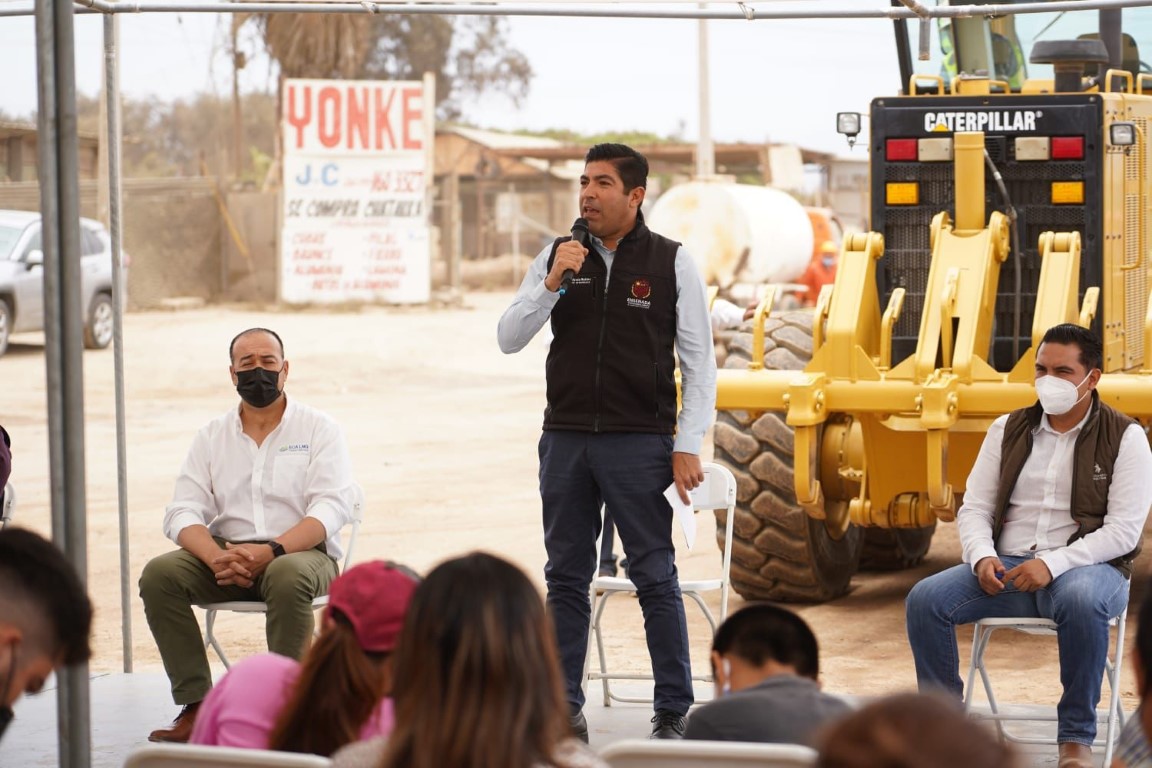 EMX-Arranca obra de pavimentación en el Libramiento Escritores