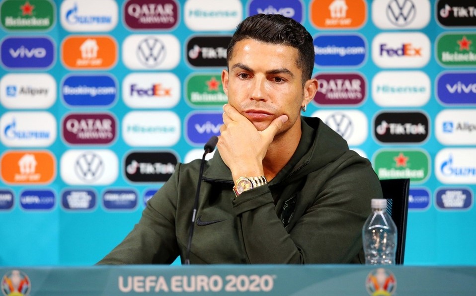 EMX-La respuesta de Coca-Cola a Cristiano Ronaldo