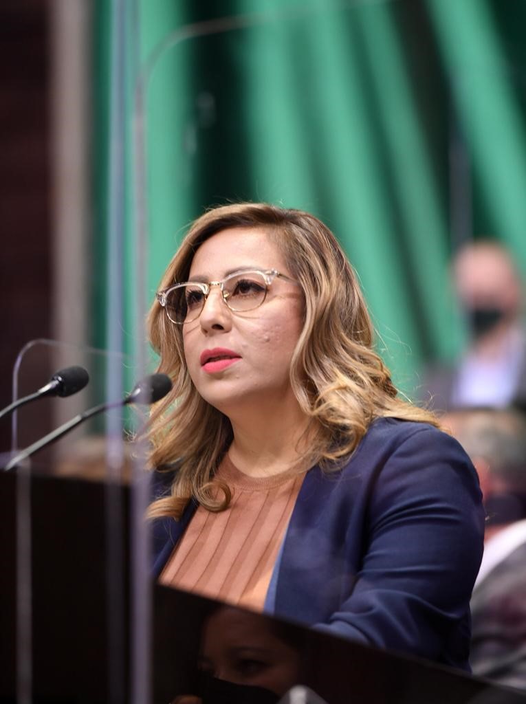 EMX-Lizbeth Mata Lozano…La única diputada que queda del PAN en Ensenada…