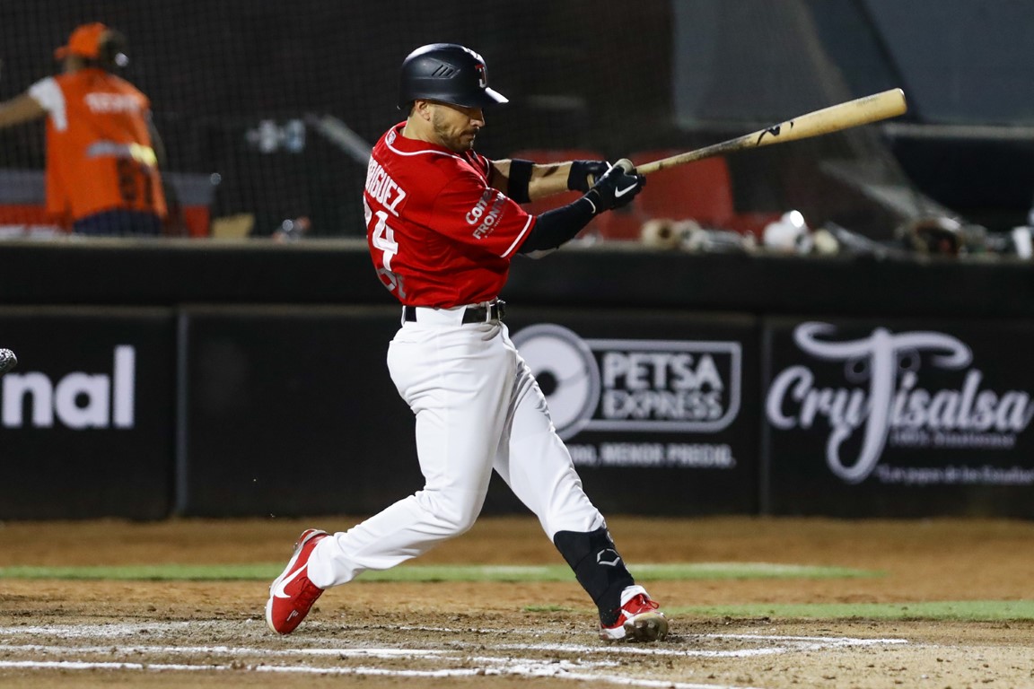 EMX-Llega Isaac Rodríguez  a 500 hits en la LMB