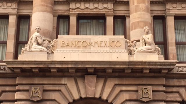 EMX-AMLO respalda a Banxico en aumento de tasa de interés