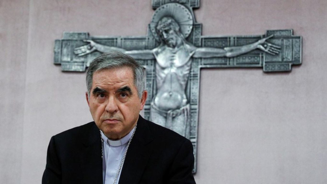 El Vaticano lleva a juicio a cardenal por delitos financieros - Vimarsana News