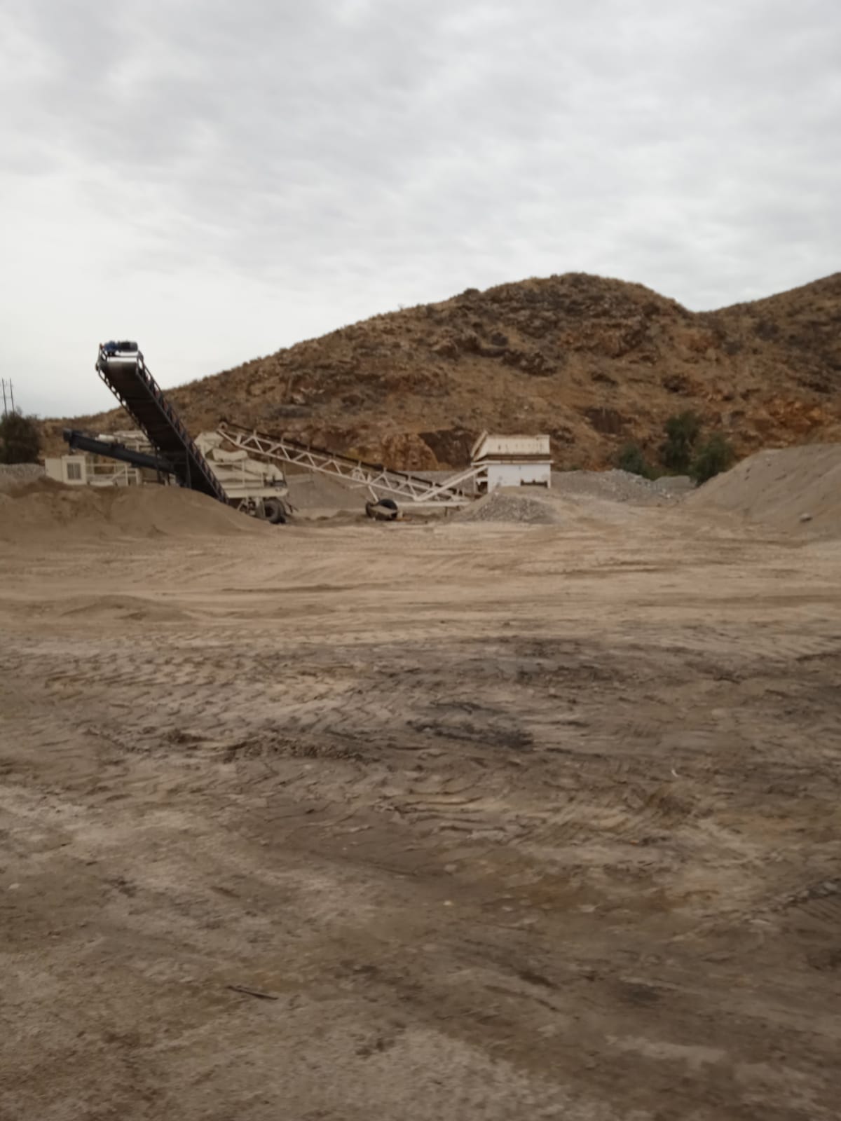 EMX-En Valle de las Palmas combatirán el saqueo de arena 