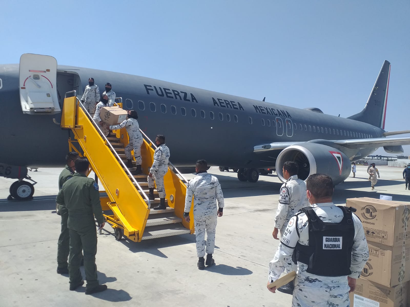 EMX-Arriban 162 mil dosis de Pfizer a Tijuana 