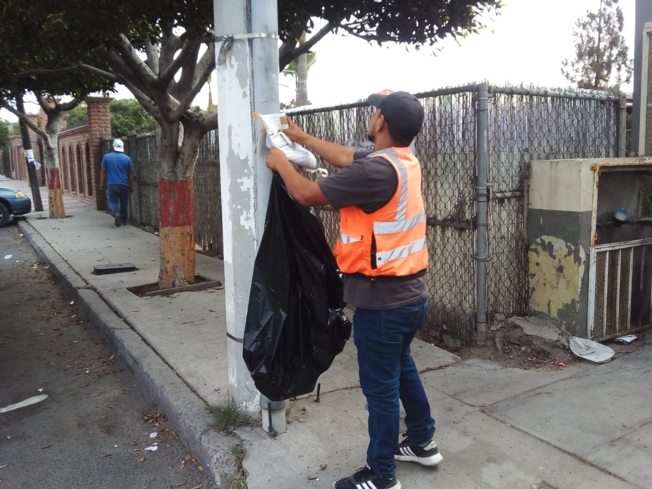 EMX-Dan atención a reportes ciudadanos en Rosarito