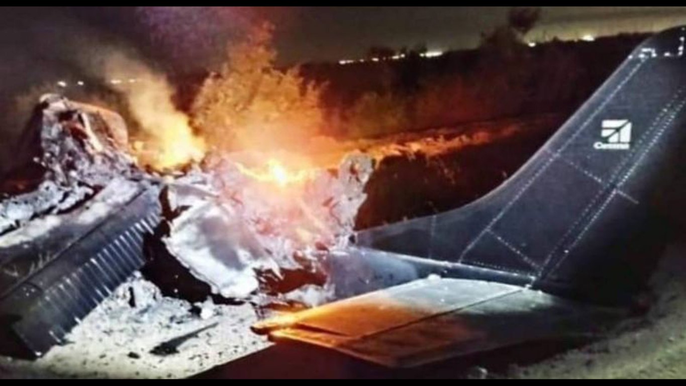 EMX-Se desploma avioneta  en el Valle de Mexicali