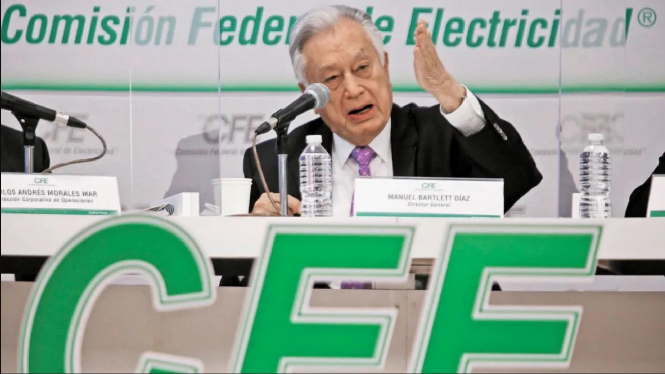 EMX-CFE pide a la CRE que frene permisos para energía renovable