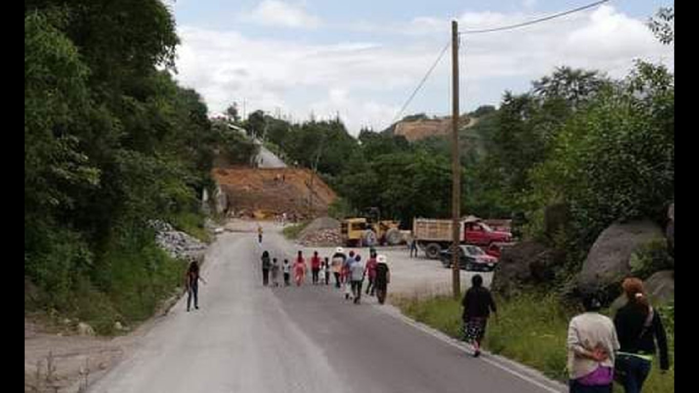 EMX-Derrumbe de cerro en Coscomatepec, Veracruz, deja un muerto