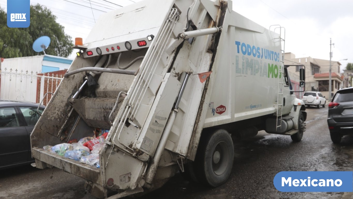 EMX-Retiran 28 toneladas de basura en Zona Norte de Tijuana