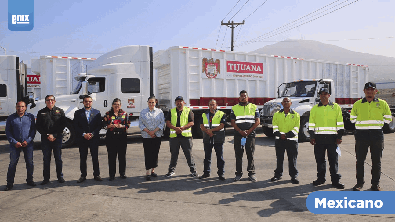EMX-Entrega Karla Ruiz equipo para limpieza de la ciudad