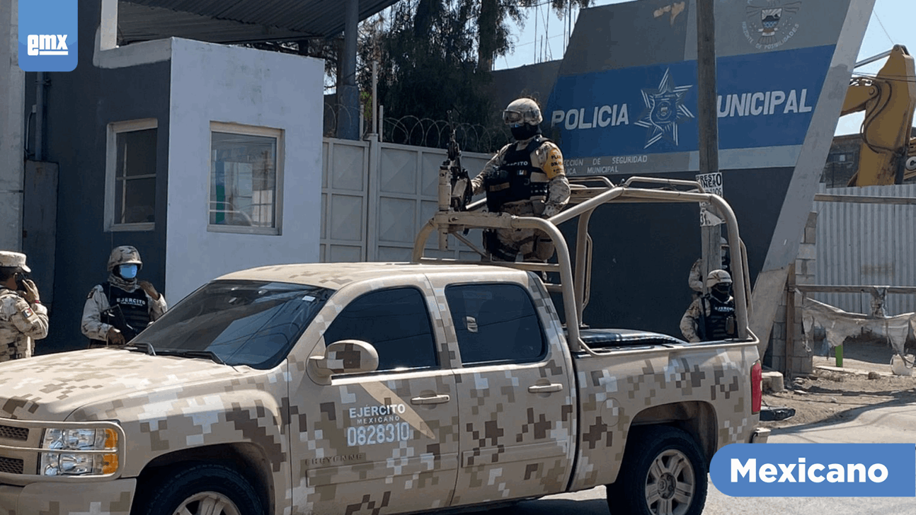 EMX-Inspeccionan armamento de policías de Rosarito