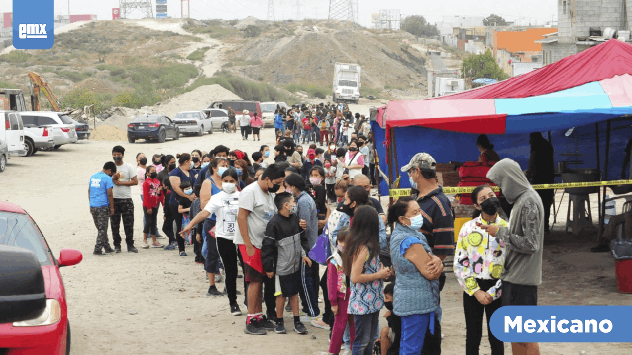 EMX-Entregan paquetes de útiles escolares en el Este de Tijuana