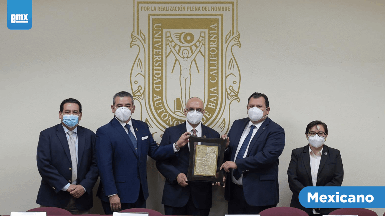 EMX-Acreditan Licenciatura de Cirujano Dentista en UABC Mexicali