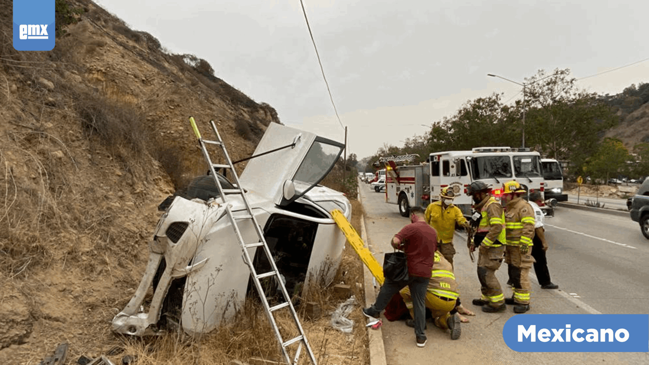 EMX-Se registró aparatoso accidente en el bulevar Rosas Magallón