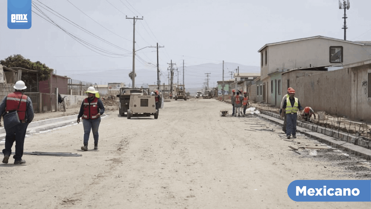EMX-Inauguró Ayala obra de pavimentación en Granjas El Gallo