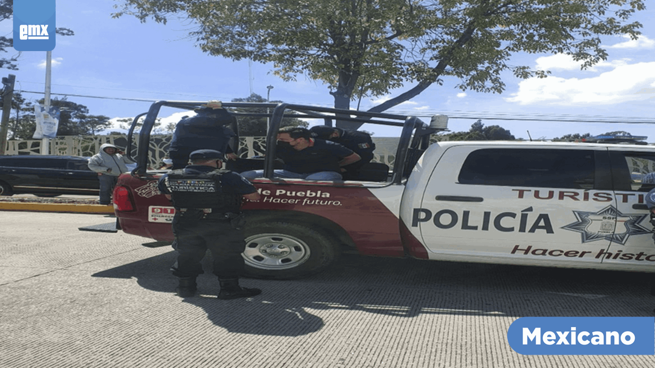 EMX-Agreden a personal médico durante vacunación contra covid en Puebla