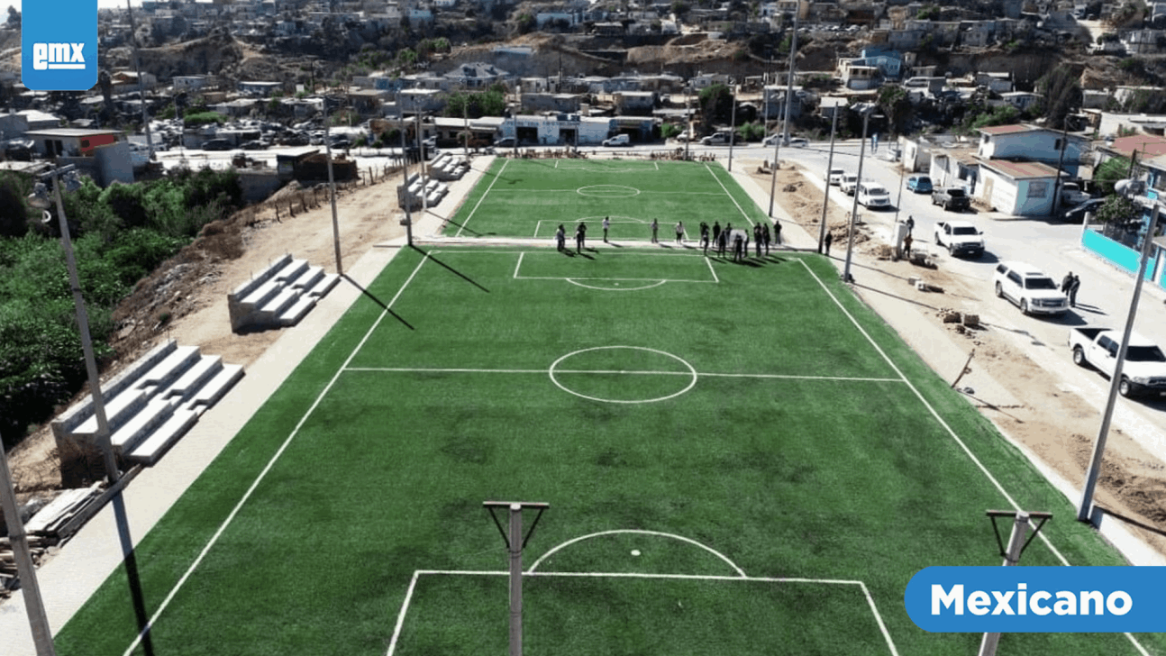 EMX-Verifica Ayala construcción de las canchas Gemelas en Ensenada