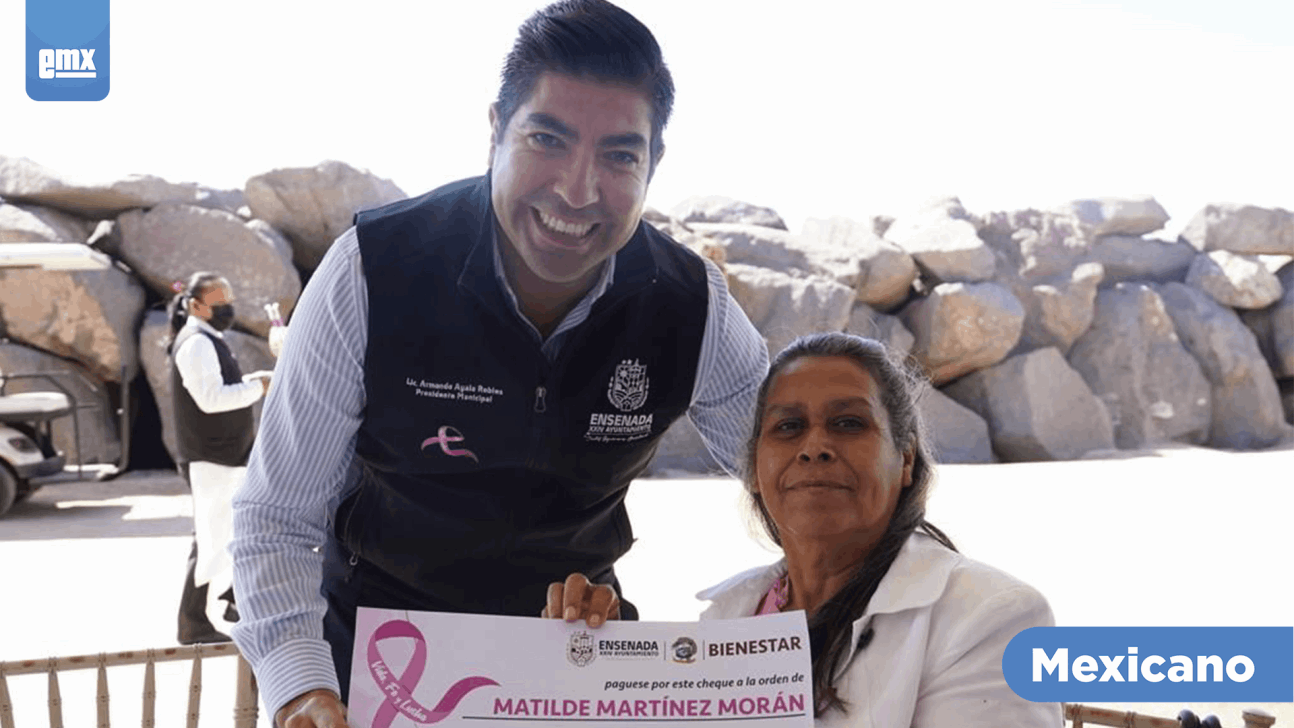 EMX-Armando Ayala Robles… Encabeza desayuno con causa para la prevención de cáncer de mama