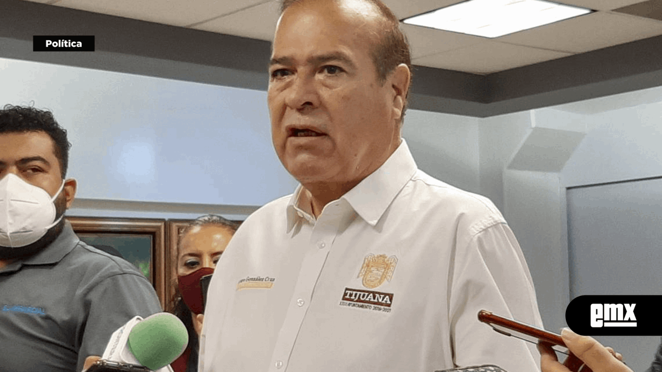 EMX-Arturo González Cruz… Sus relojitos de 1.5 millones de pesos