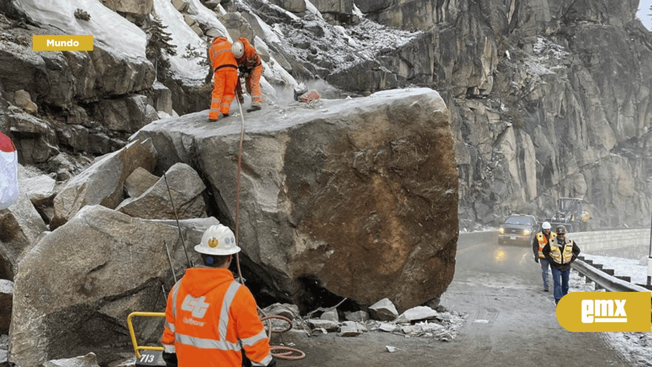 EMX-En California, destruyen roca gigantesca que obstruía una carretera