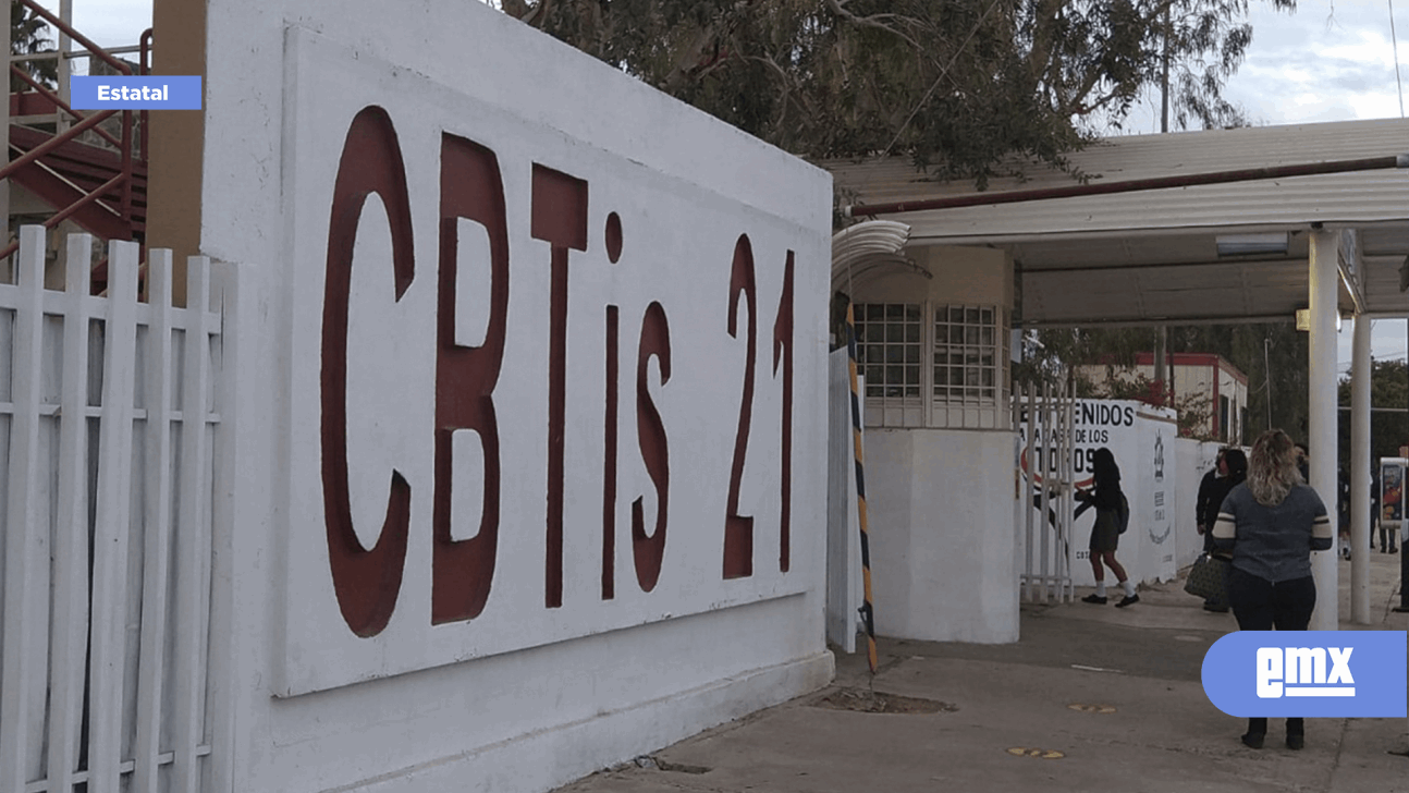 EMX- Alumnas del CBTiS 21 denuncian abusos de un docente
