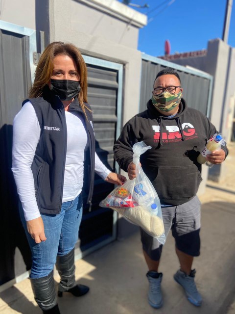 EMX-Llevó bienestar diversos apoyos a familias de Villas 4