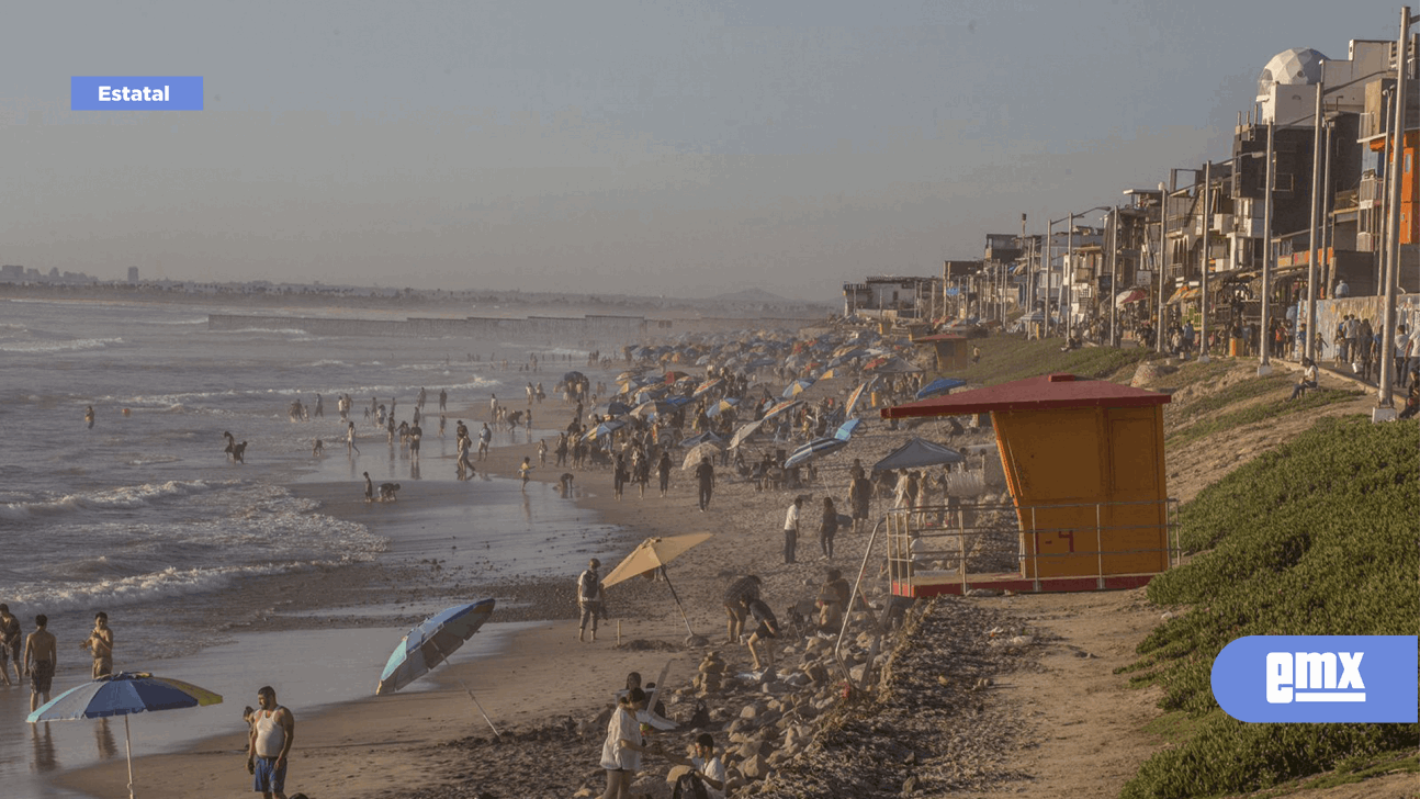 EMX-Playas de Tijuana durante el atardecer