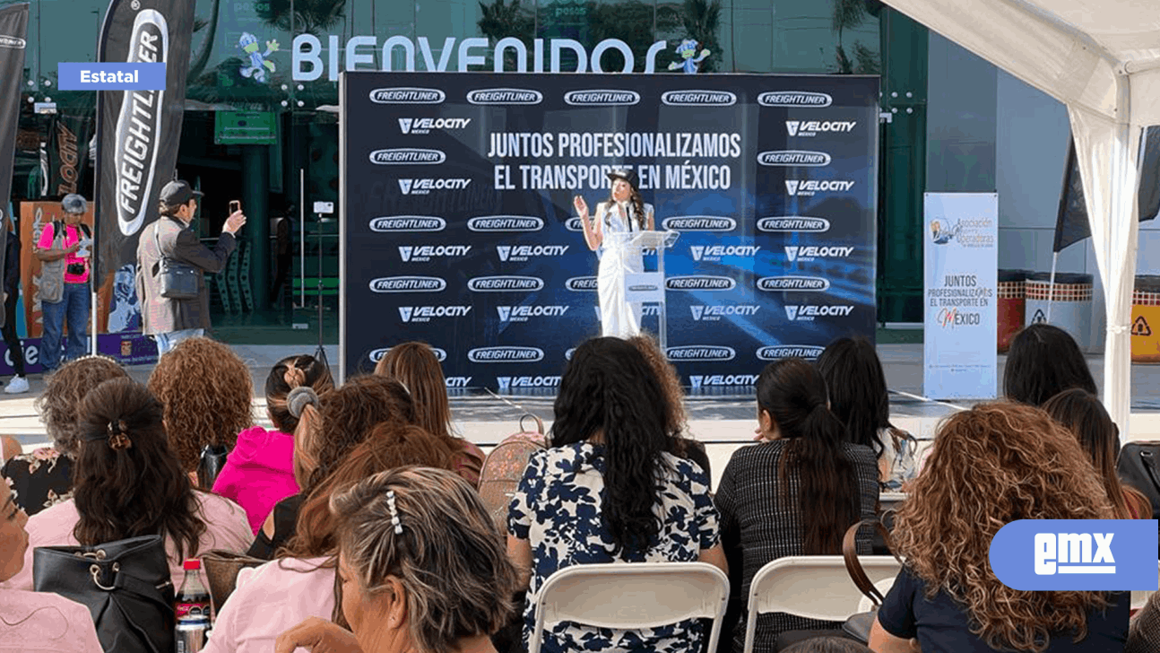 EMX-Celebran operadoras de carga su primer Aniversario con “Lola la Trailera”