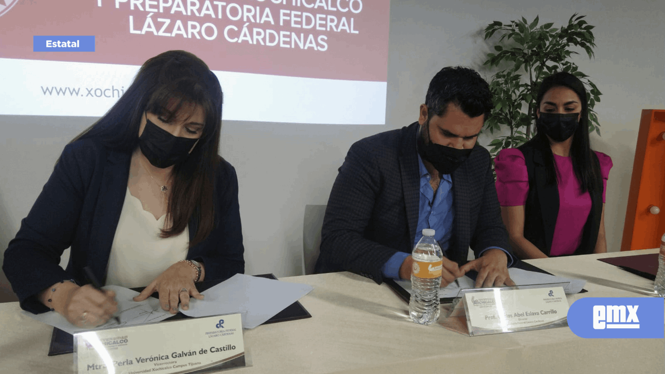 EMX-Firma de convenio entre Universidad Xochicalco y Preparatoria Federal ‘‘Lázaro Cárdenas’’