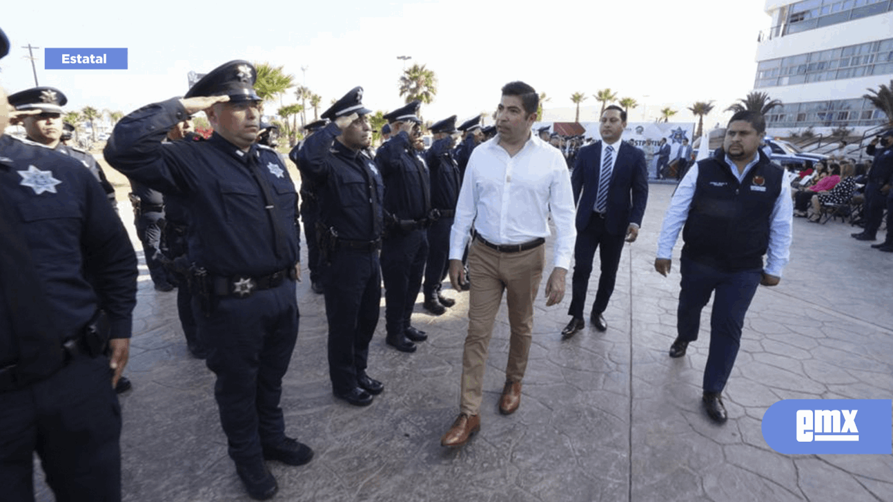 EMX-Reconoce Armando Ayala labor de elementos policiacos en Ensenada