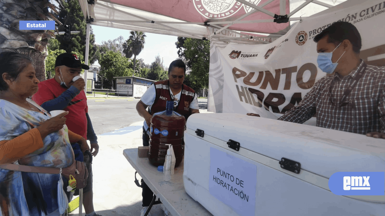 EMX-Benefician a más de 8 mil ciudadanos puntos de hidratación en Tijuana