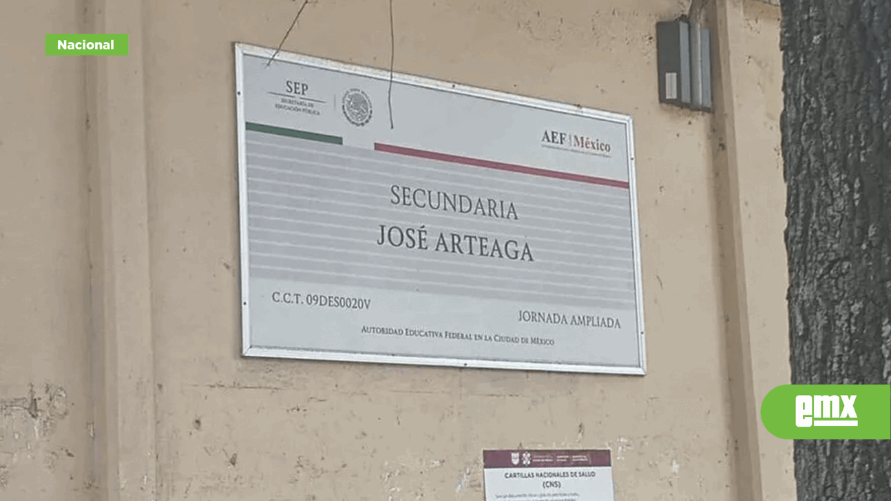 EMX-En CdMx, acusan intoxicación de alumnos de secundaria con alimentos dentro de escuela