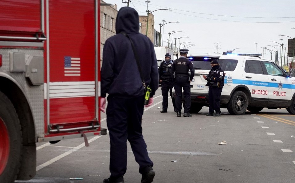 EMX-Reportan 2 muertos y 13 heridos por tiroteo en fiesta en Chicago