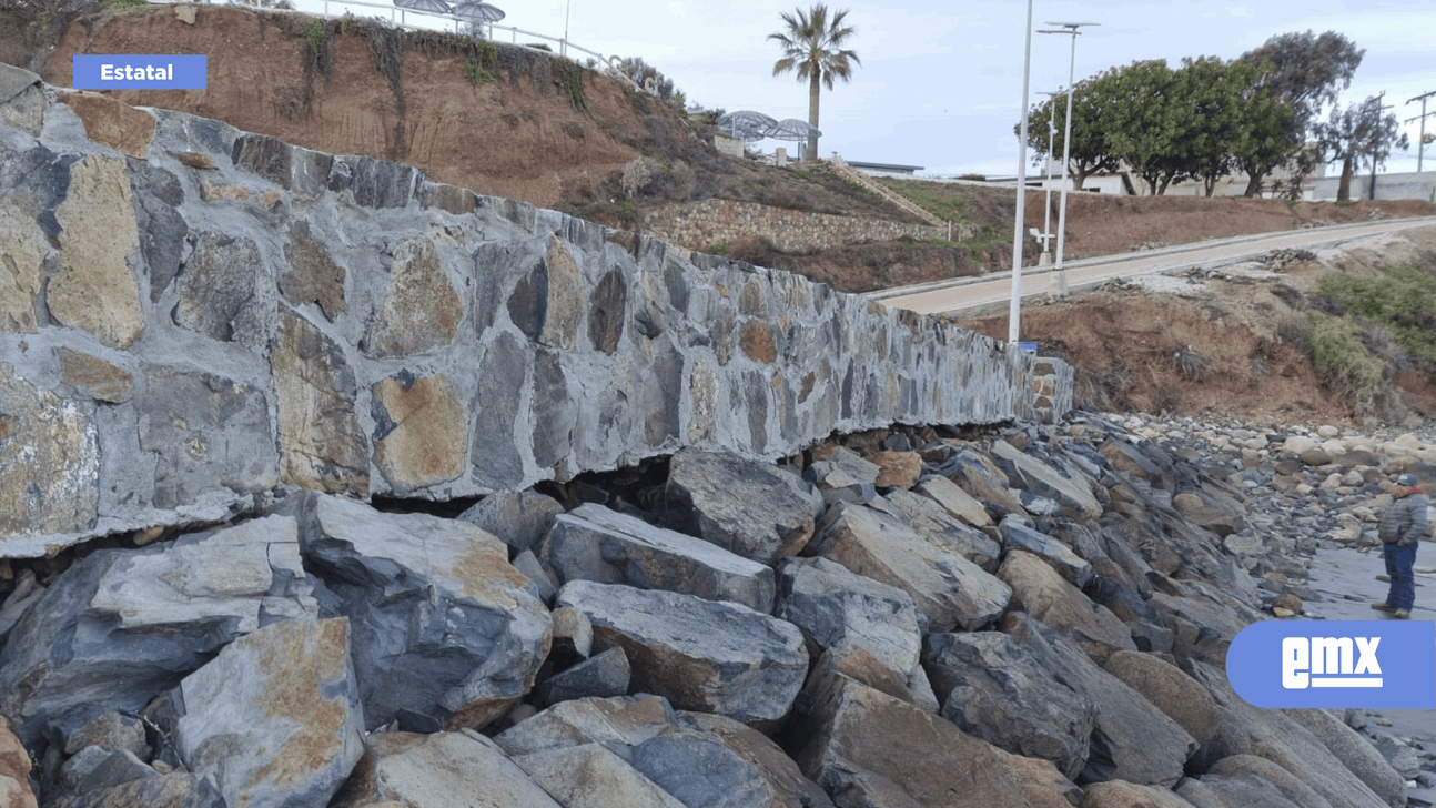 EMX-Destruye marejada rampa de botado y acceso en las costas de Eréndira